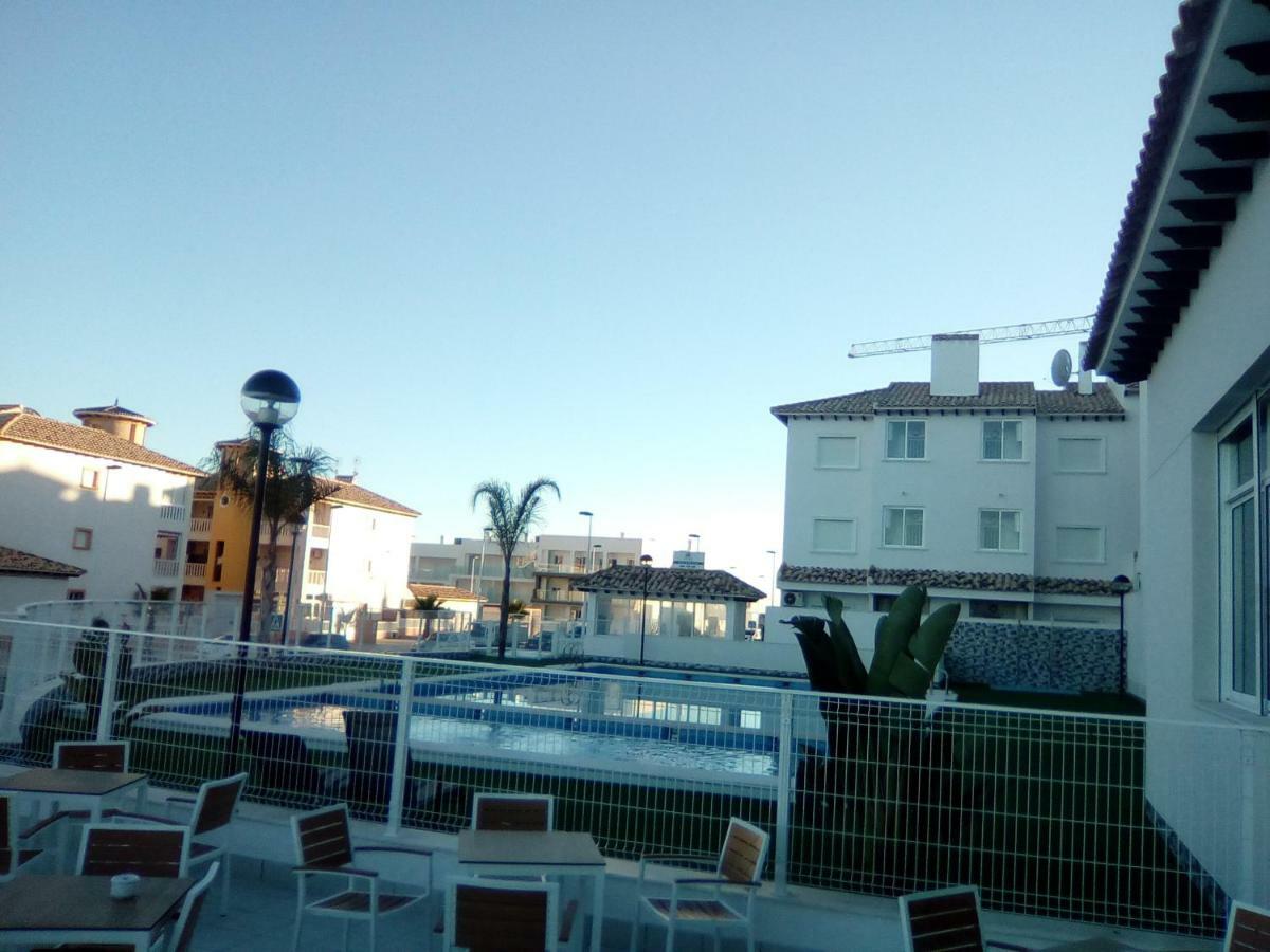 Flat La Marina Del Pinet Leilighet Alicante Eksteriør bilde